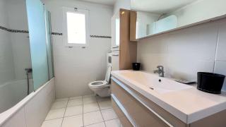 Proche plage de la Cible, villa familiale avec annexe, jardin et parking - 1