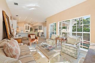Lakewood Place - Breezy Pool Retreat with 2-Story Guest House - 2