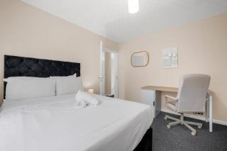 4 bedroom Home in Northenden by City SuperHost - 5