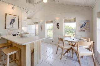 Beachfront Bliss and BBQs! Indian Rocks Beach Escape - 4