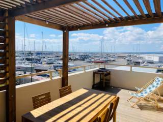 T3 with large roof-top terrace, harbor view - 8