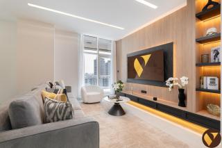 Vogue Vacation Homes, Marina Dorra Bay near JBR Beach and Ain Dubai, Two Bedroom apartment with Balcony, Canal and Skyline View, Access to all Amenities - 9