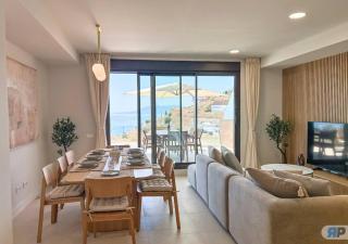 011 Luxury Apartment with Terrace & Sea View - 0