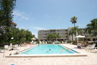 Sanibel Surfside 215 - 6