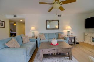 Sanibel Surfside 215 - 5