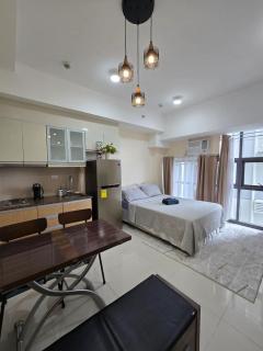 Condo unit in Taguig - 8
