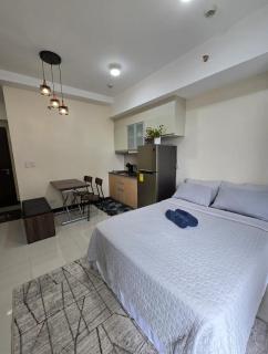Condo unit in Taguig - 7