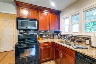 Spacious Kentucky Lake Escape with Dock and Views - Draffenville - 1