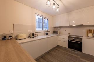 City Center Apartment with Parking - 2stay - 4