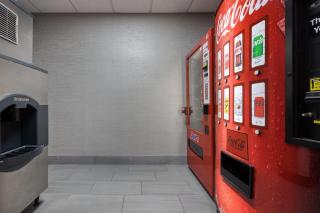 Best Western Executive Inn & Suites - 1