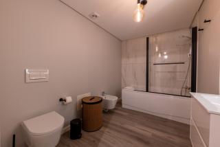 City Center Apartment with Parking - 2stay - 6