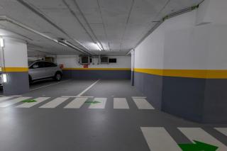 City Center Apartment with Parking - 2stay - 3