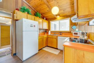 1and8 Mi to Neskowin Beach! Cozy Oregon Coast Home - 1