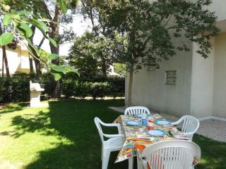 Bibione house with garden and fireplace - 6