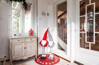 Santa's closest neighbor - 2