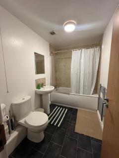 Stylish 2 bed Duplex Apartment - Birmingham - 8