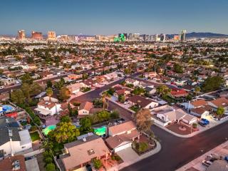 静Tokyo Escape, Heated Pool, Spa, Dog Run, Pool Table - 5