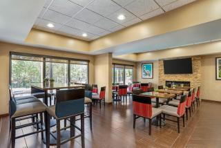 Comfort Suites Tallahassee Capitol - University Area - 4