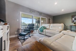 Copperheads 14th Hole Suite - 1