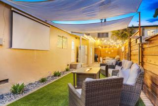 Spacious Group Getaway Games BBQ with Free Parking - 4