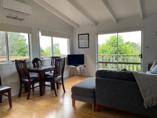 Bush & Bay Hideaway - 9