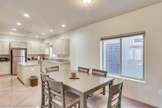 Hike and Explore Apt 3 Mi to Lake Havasu and Dtwn! - 1