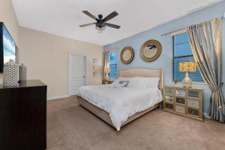 FREE waterpark lazy river near Disney Heated pool - 9