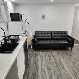 Cute & Spacious 2 BDR condo - 7