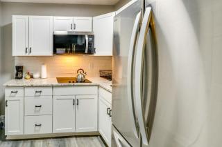 9 Mi to Downtown Atlanta Quiet Eastside Apartment - 4