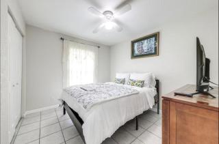 Downtown Lake Worth Retreat - 1