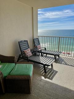Beautiful 12th Floor Gulf Front Condo with a Breath Taking View - 8