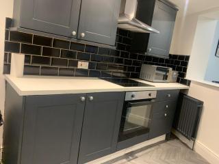 A&A Luxury Stay Tunstall - Grand 5-Bed Residence - 3