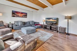 Peaceful Forest Retreat Near Lake and Town - 9