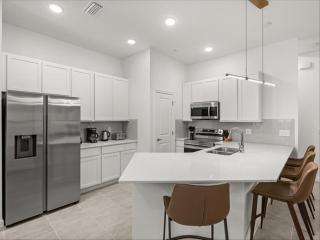 5 Bedrooms 5 Bathrooms Paradiso Grande 10335ET - 5