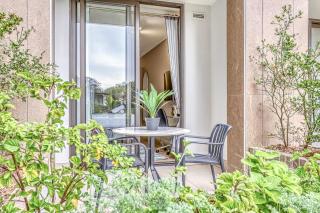 One Rosebank Luxe Studios - 6