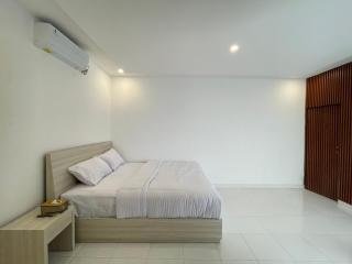 Mopoe Guesthouse - 1