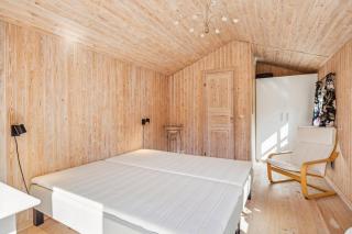 Idyllic summer house in calm, green surroundings - 5