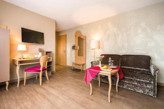 Villa Ludwig Suite Hotel - 1