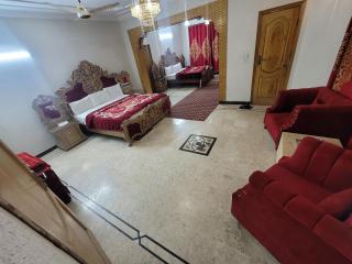 Luxury Living Guest House Islamabad - 3