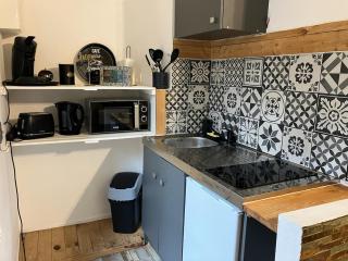 Joli studio au look industriel - 9