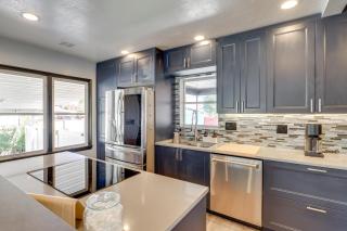 Great Outdoor Space! Family Home in SLC Suburbs - 5