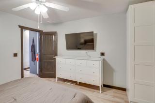 Great Outdoor Space! Family Home in SLC Suburbs - 2