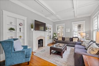 5BR Historic Midtown Craftsman Home w Jacuzzi - 7