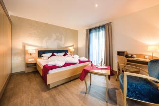 Villa Ludwig Suite Hotel - 4