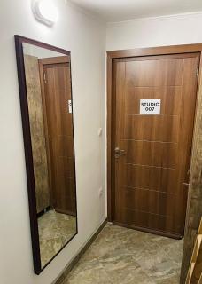 Studio 007 с градинка - 4