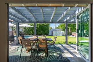 Old Town Family Retreat-FREE Heated Pool-Spa-Putt Grn-Gym - 6