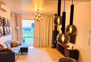 Villa Lumi - Modern home in Rovaniemi - 0