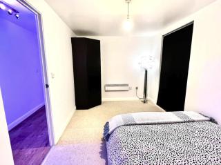 Amazing Location with Parking - 9