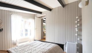 Cosy Cabin Escape with Hot Tub & Lake View - 6