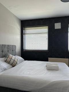 Delux Double Bedroom - 1